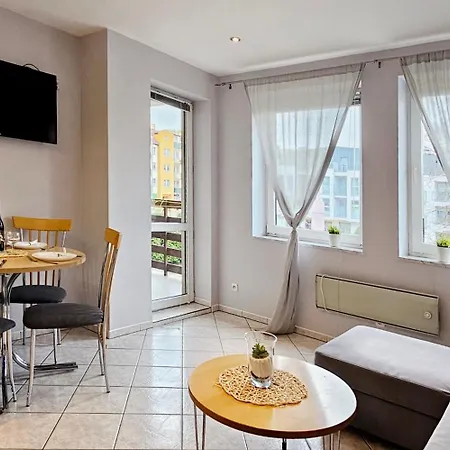 Apartamento Holidayhomepl Neptun 3 Z Osobna Sypialnia I Balkonem Miedzyzdroje