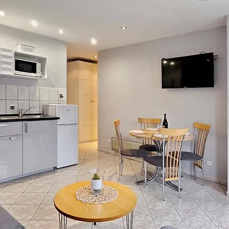 Holidayhomepl Neptun 3 Z Osobna Sypialnia I Balkonem * Miedzyzdroje