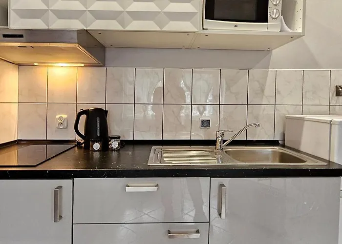 Apartamento Holidayhomepl Neptun 3 Z Osobna Sypialnia I Balkonem Miedzyzdroje